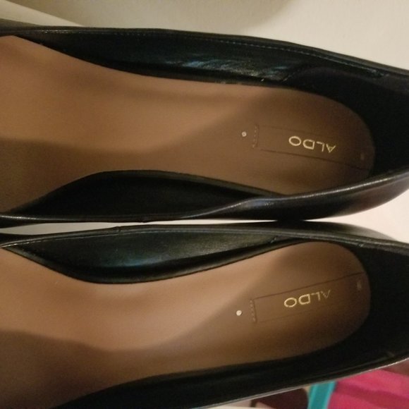 Aldo Stacked Heels - Picture 2 of 6